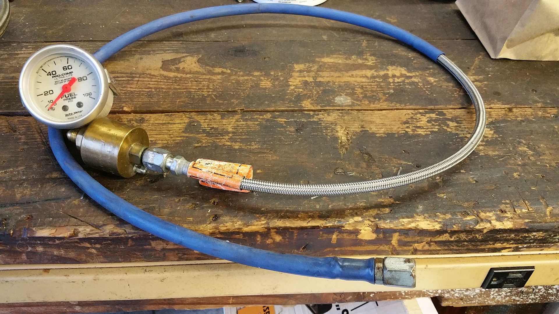 FS Autometer FP Gauge, 8an Inline Fuel Filter